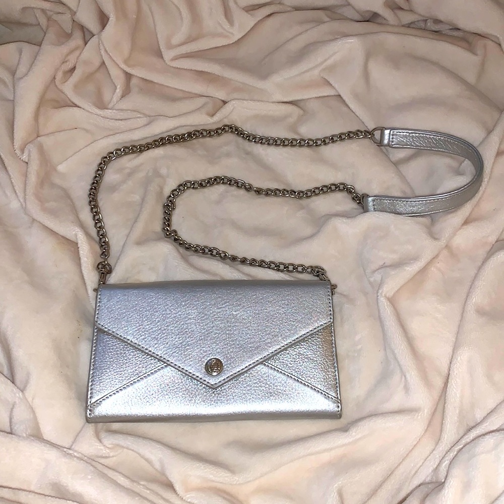 Silver Rebecca Minkoff Crossbody Purse 🤩